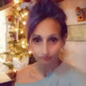 Meet your Posher, Leeann